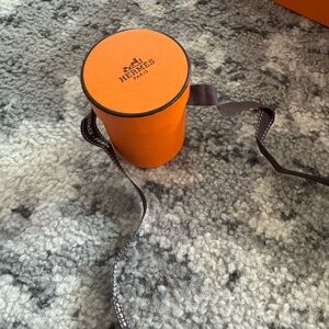 Hermès Orange Round Box